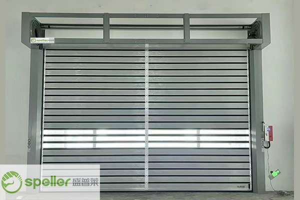 倉庫防盜安裝什么門？用硬質快速門的優(yōu)勢